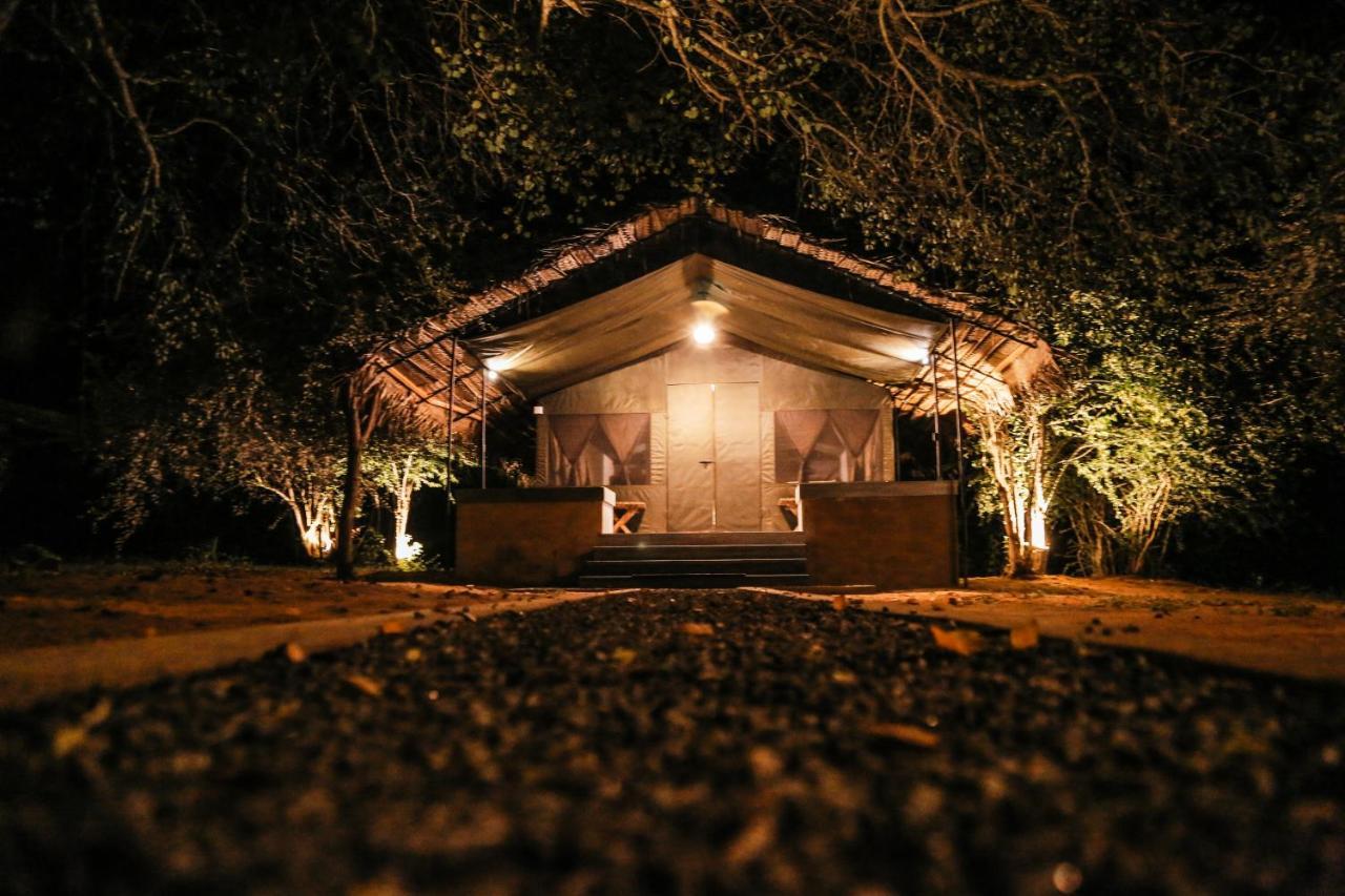 Yala Wild Hut - Yala Hotel Tissamaharama Exterior photo